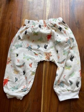 Peek Baby Pants in Cream with Multicolor Butterfly Accents sz 12-18 months